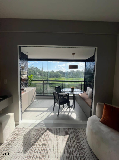Apartamento à venda com 1 quarto, 44m² - Foto 1